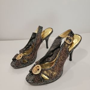 Absolutely Gorgeous Vintage Monogram Rocawear Heels!
